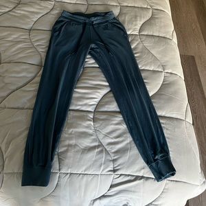 Lululemon Ready to Rulu High Rise Jogger